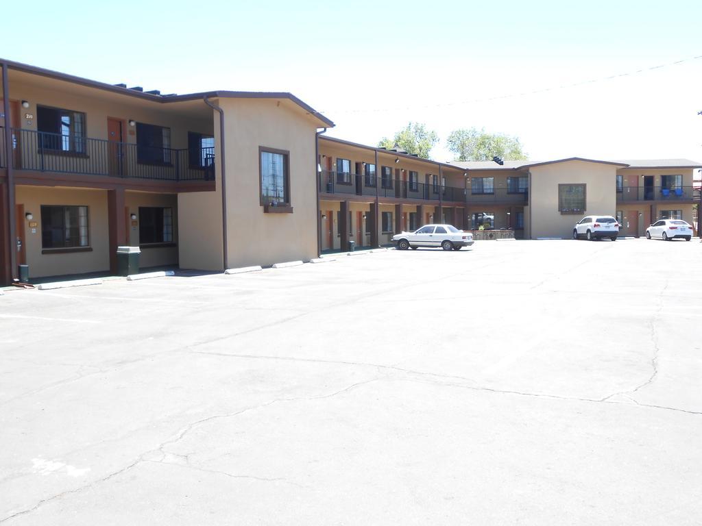 Howard Johnson By Wyndham Flagstaff University West Εξωτερικό φωτογραφία