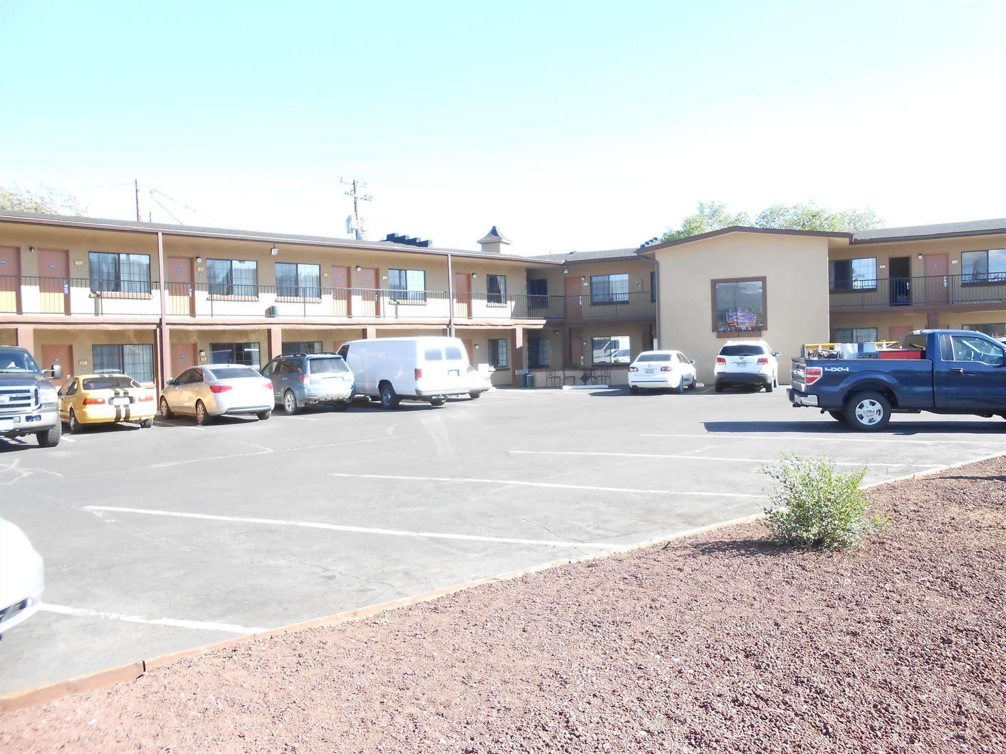 Howard Johnson By Wyndham Flagstaff University West Εξωτερικό φωτογραφία